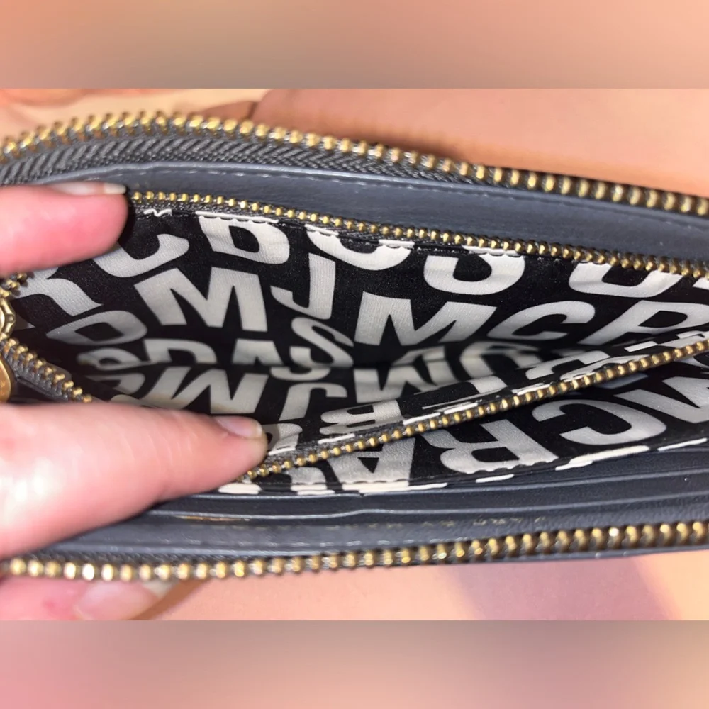 EUC: Marc Jacobs “Petal to the Metal” Collection Wallet - vintage - Picture 6 of 11